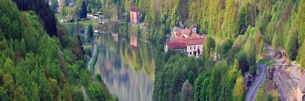 Image Fabricant abri de piscine Ardennes
