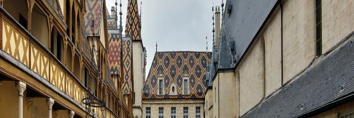 Image Fabricant abri de piscine Beaune