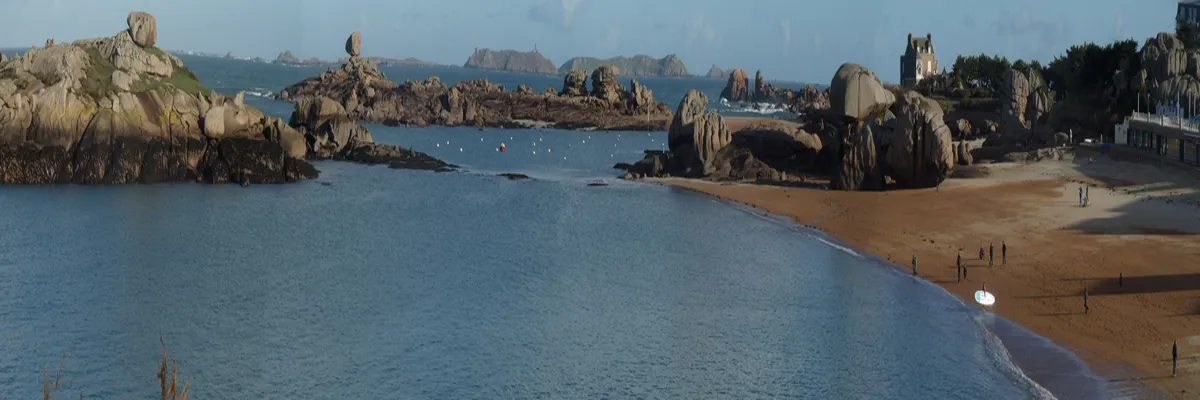 Image Fabricant abri de piscine Bretagne