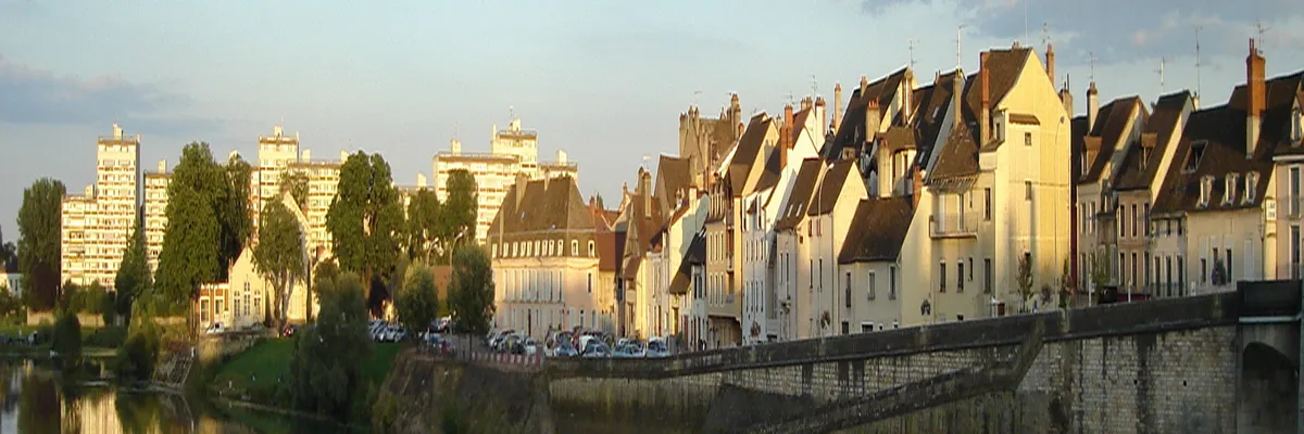 Image Fabricant abri de piscine Chalon-sur-Saône