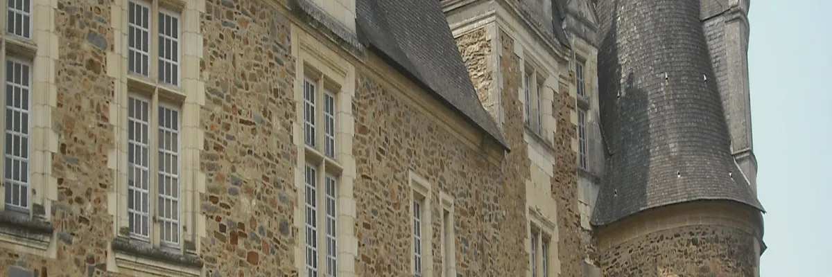 Image Fabricant abri de piscine Châteaubriant