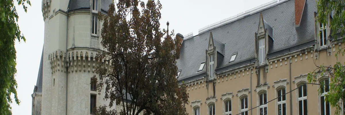 Image Fabricant abri de piscine Châteauroux