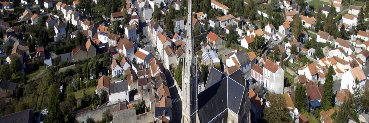 Image Fabricant abri de piscine Chaumes-en-Retz