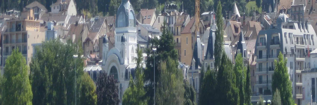 Image Fabricant abri de piscine Évian-les-Bains
