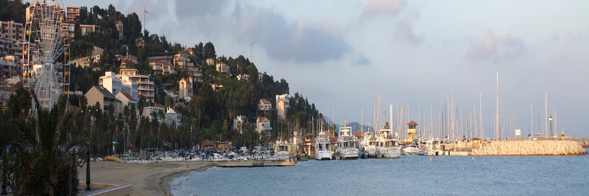 Image Fabricant abri de piscine Le Lavandou
