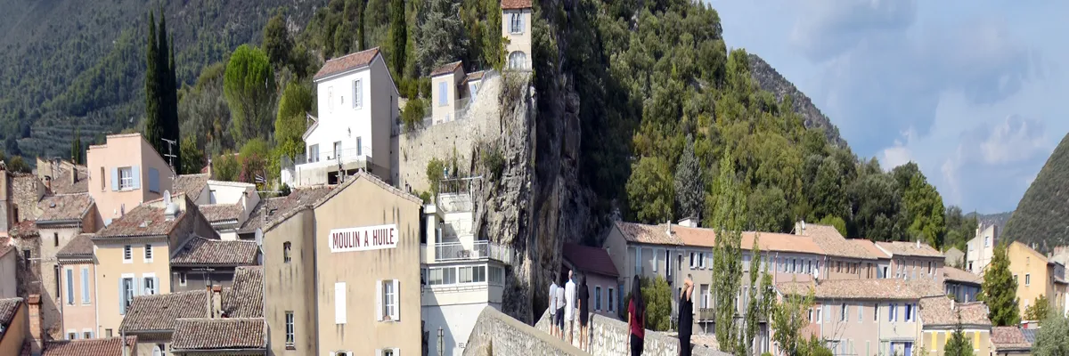 Image Fabricant abri de piscine Nyons