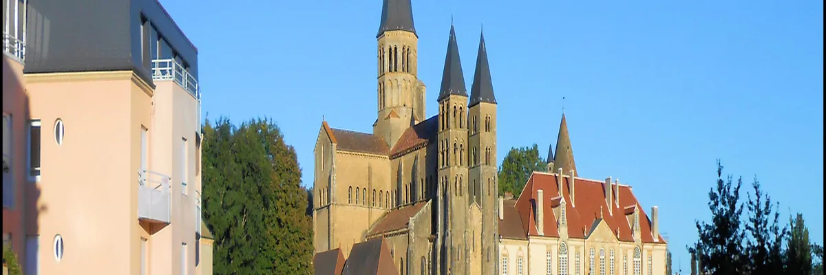 Image Fabricant abri de piscine Paray-le-Monial