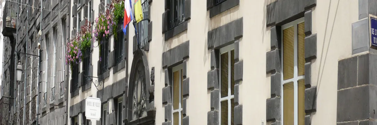 Image Fabricant abri de piscine Riom