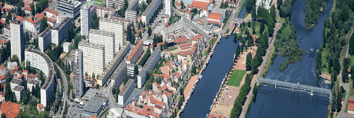 Image Fabricant abri de piscine Roanne