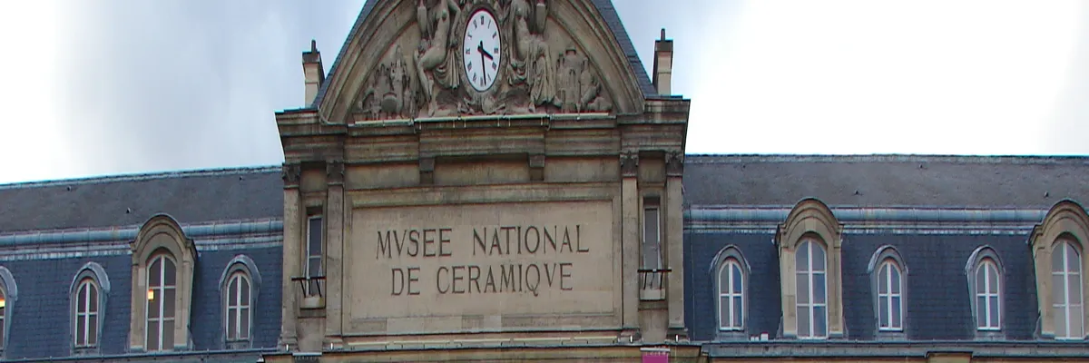 Image Fabricant abri de piscine Sèvres