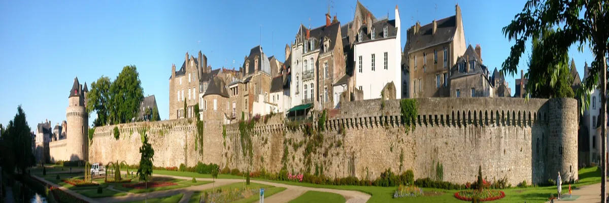 Image Fabricant abri de piscine Vannes